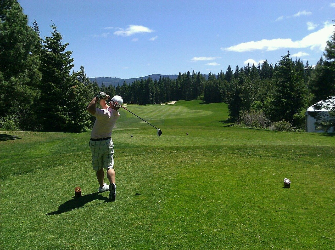 golfer on golf course